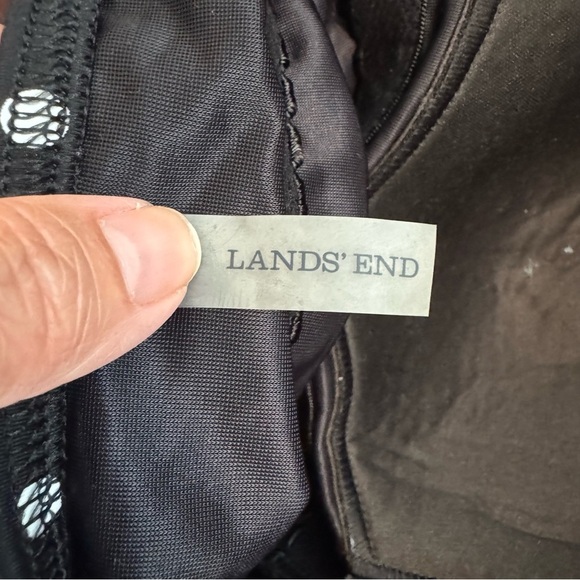 Lands’ End Polka Dot Tankini Top - Picture 4 of 6